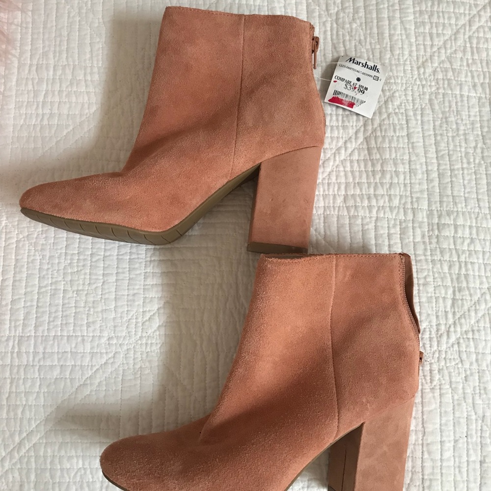 Peach Kenneth Cole reaction boots